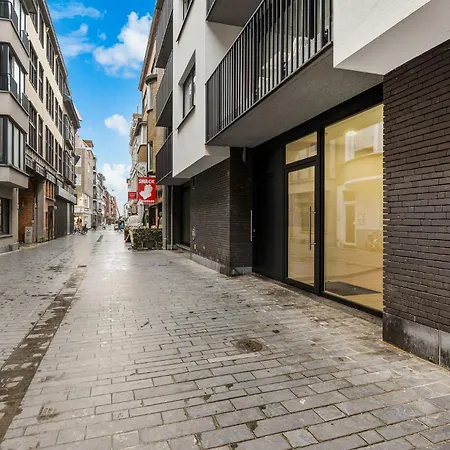 Modern With Terrace In *